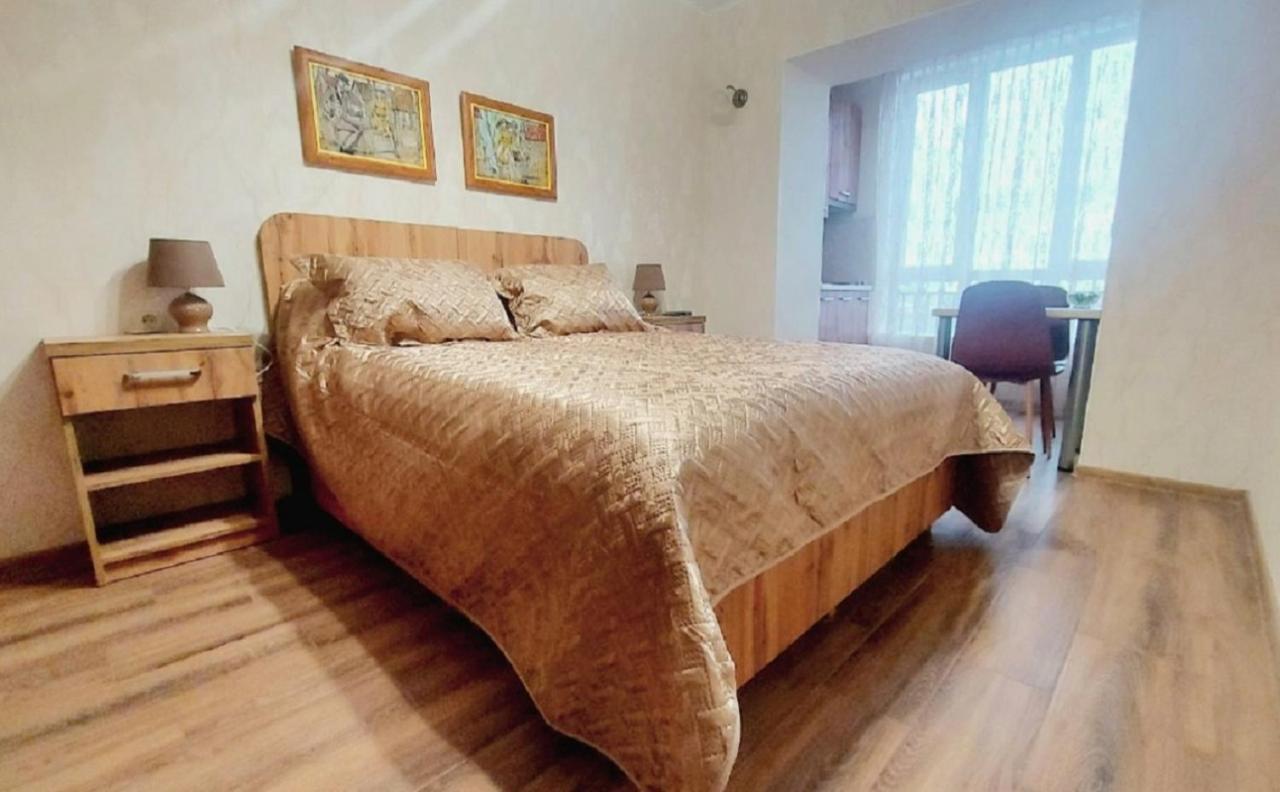 Мелодия Прованса В Старом Центре Kharkiv Extérieur photo